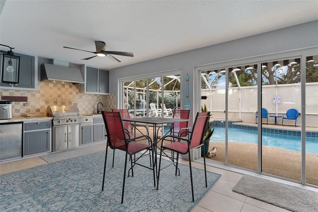 For Sale: $899,000 (3 beds, 2 baths, 2453 Square Feet)