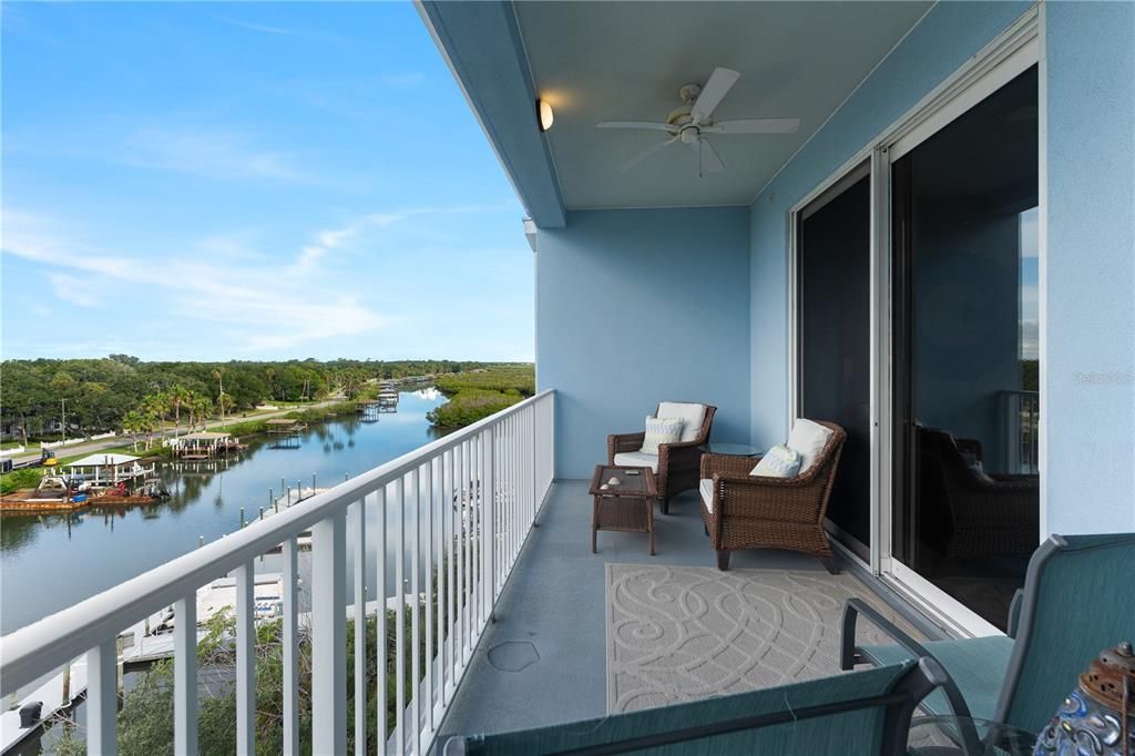 En Venta: $699,000 (3 camas, 2 baños, 1603 Pies cuadrados)