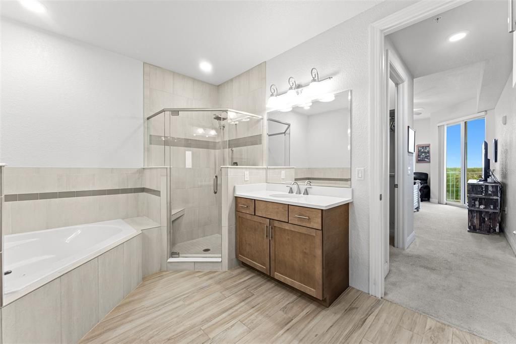 En Venta: $699,000 (3 camas, 2 baños, 1603 Pies cuadrados)