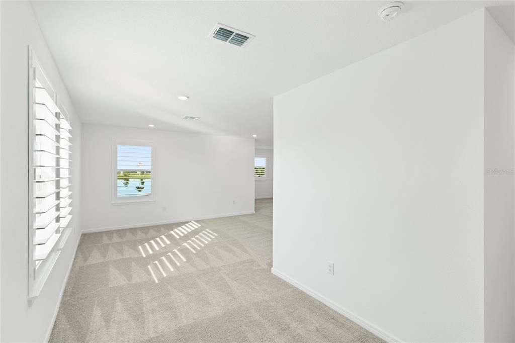 For Sale: $650,000 (3 beds, 3 baths, 2919 Square Feet)