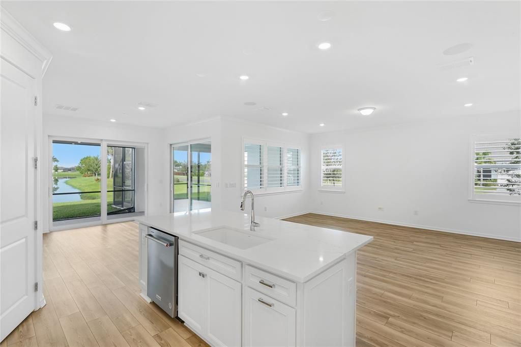 For Sale: $650,000 (3 beds, 3 baths, 2919 Square Feet)
