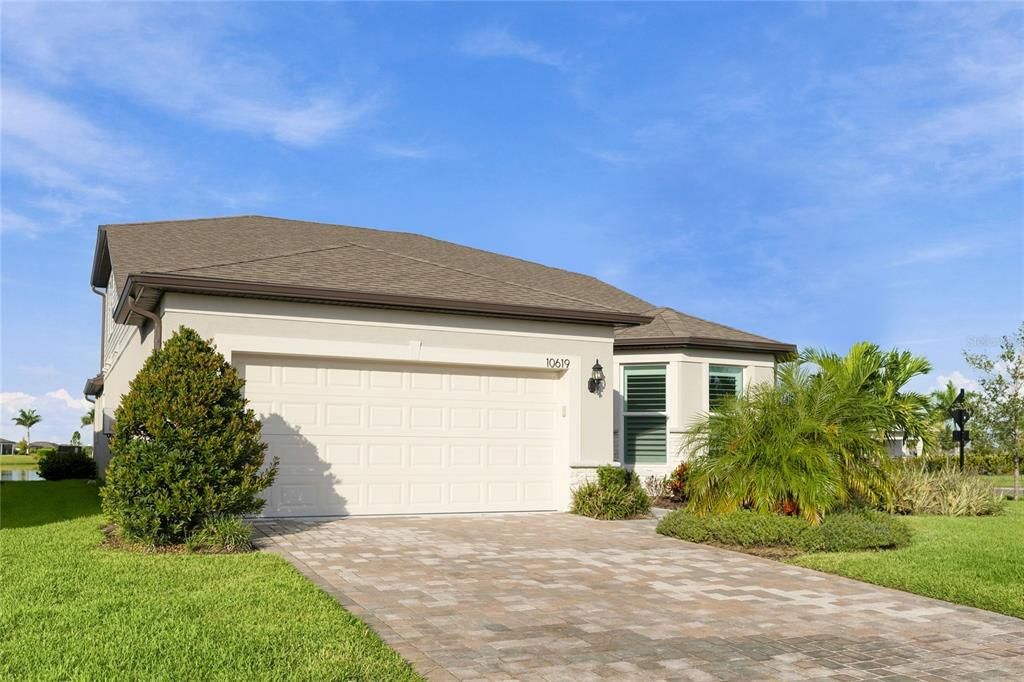 For Sale: $650,000 (3 beds, 3 baths, 2919 Square Feet)