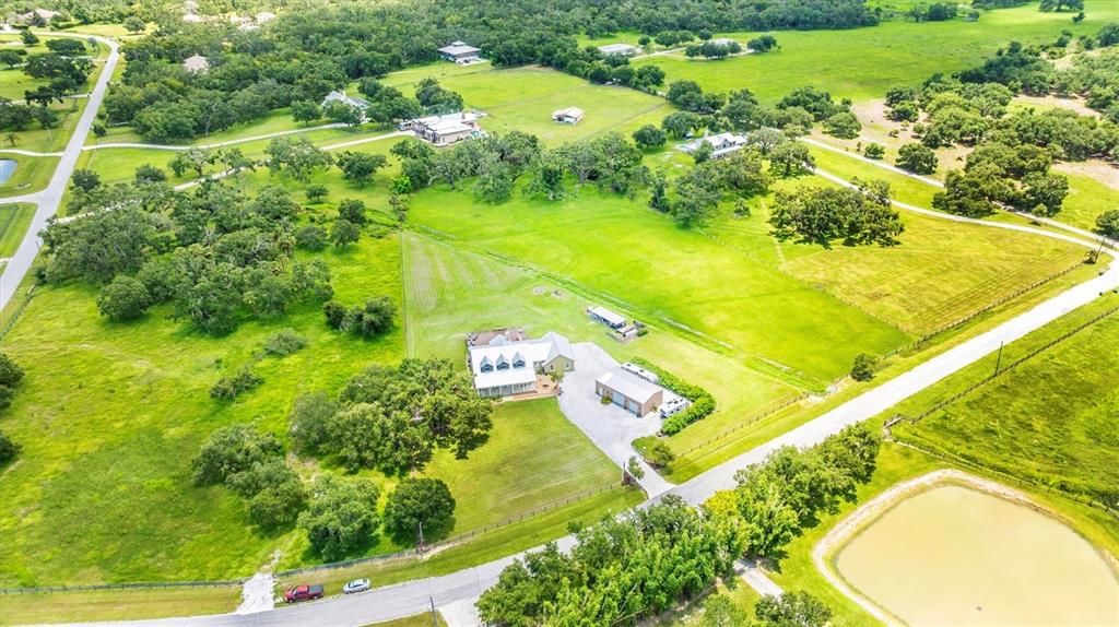En Venta: $1,100,000 (3 camas, 2 baños, 2929 Pies cuadrados)