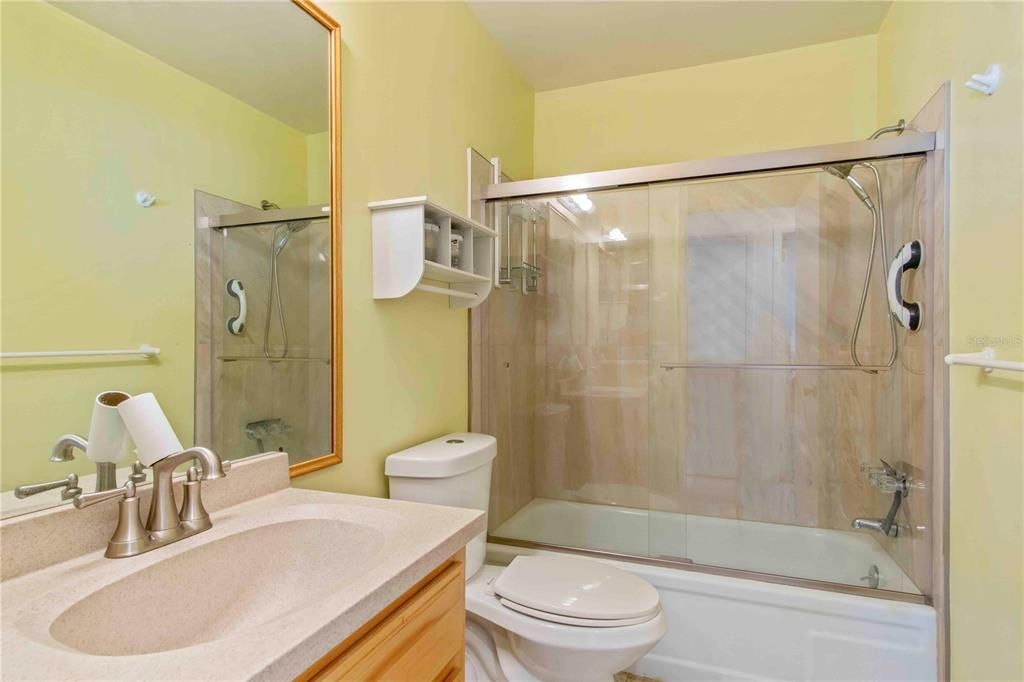 En Venta: $210,000 (2 camas, 2 baños, 1270 Pies cuadrados)