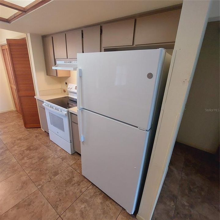 На продажу: $419,900 (3 спален, 2 ванн, 1527 Квадратных фут)