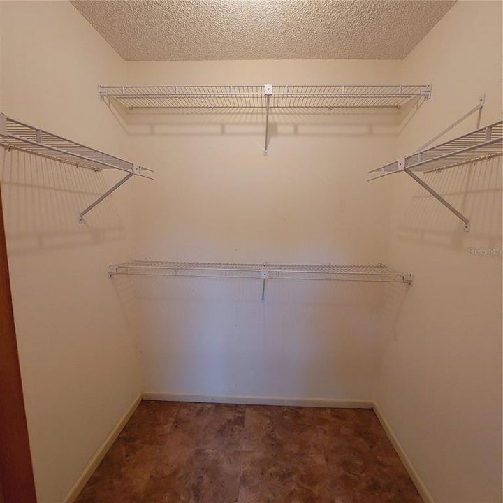 На продажу: $419,900 (3 спален, 2 ванн, 1527 Квадратных фут)