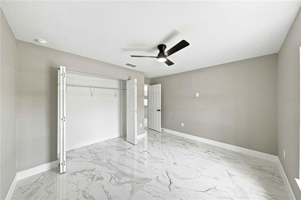 En Venta: $274,900 (3 camas, 2 baños, 1439 Pies cuadrados)