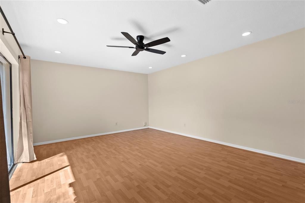 В аренду: $1,995 (2 спален, 2 ванн, 1312 Квадратных фут)