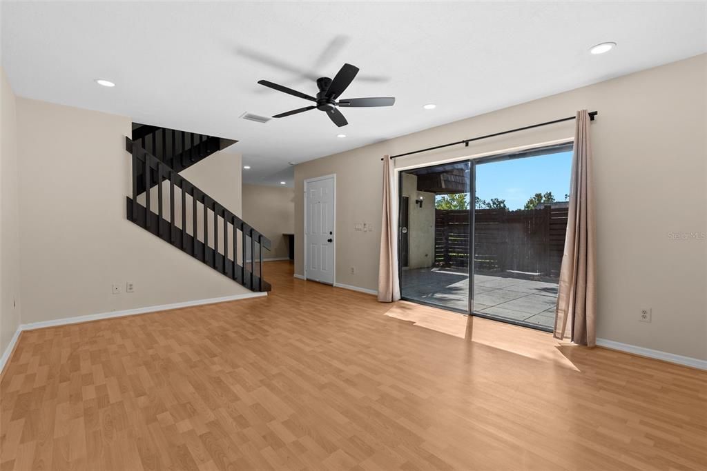 В аренду: $1,995 (2 спален, 2 ванн, 1312 Квадратных фут)