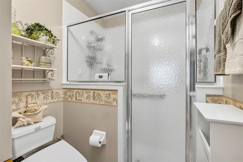 For Sale: $395,000 (3 beds, 2 baths, 2036 Square Feet)
