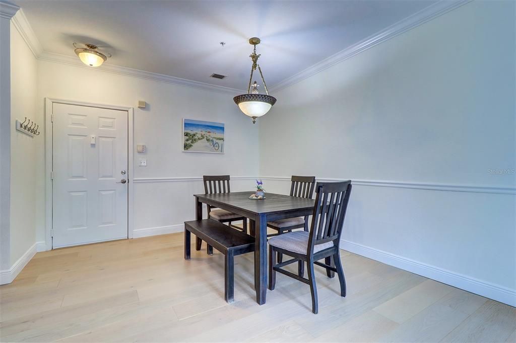 For Rent: $2,400 (2 beds, 2 baths, 1198 Square Feet)