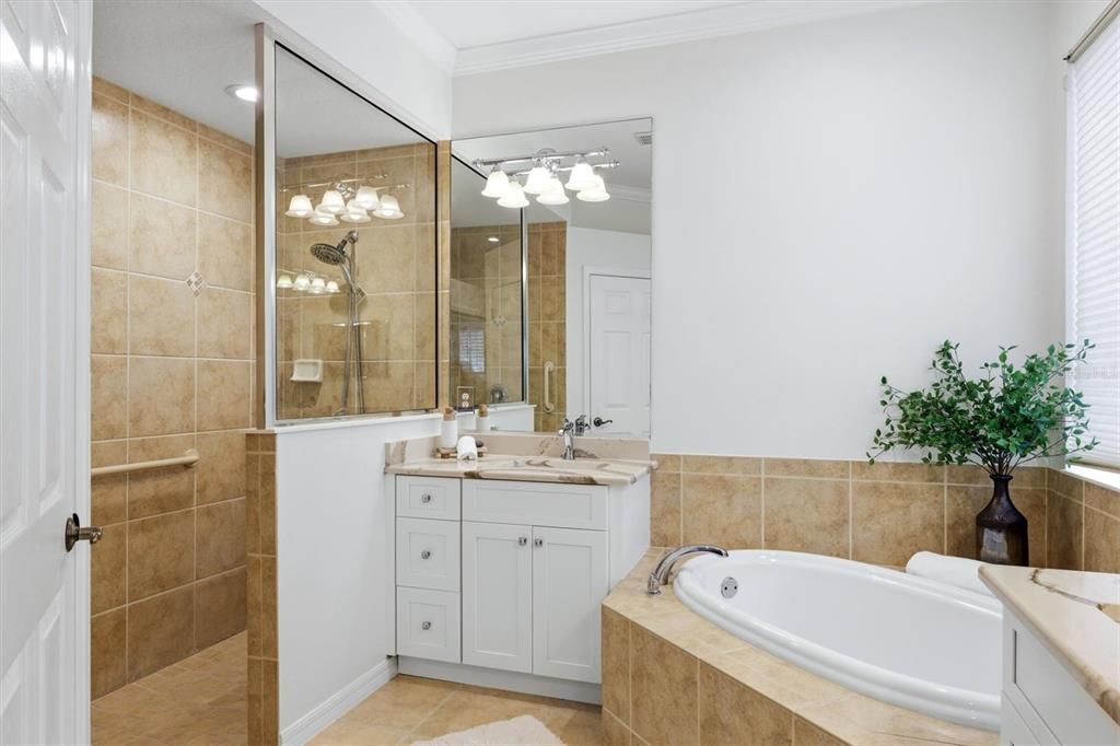 For Sale: $649,000 (3 beds, 2 baths, 2252 Square Feet)