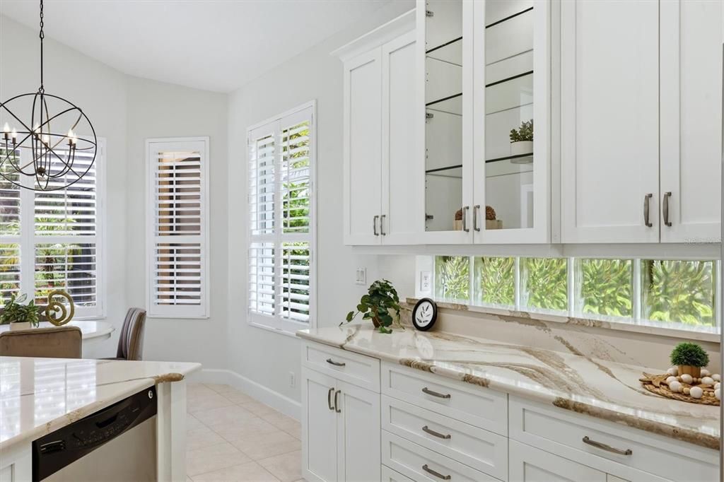 For Sale: $649,000 (3 beds, 2 baths, 2252 Square Feet)