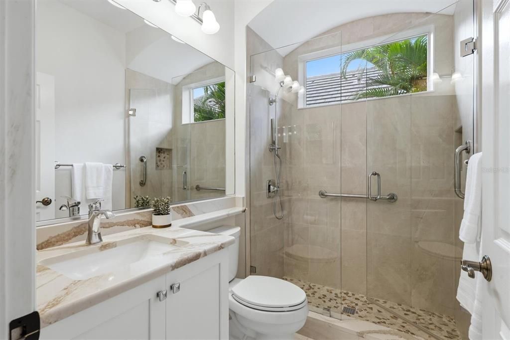 For Sale: $649,000 (3 beds, 2 baths, 2252 Square Feet)