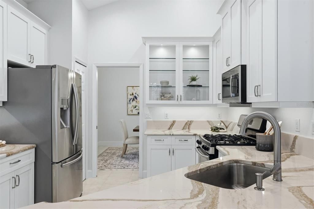 For Sale: $649,000 (3 beds, 2 baths, 2252 Square Feet)