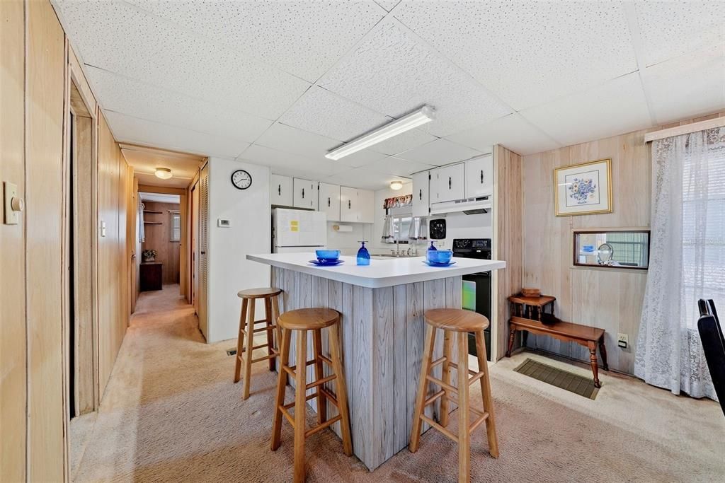 For Sale: $84,900 (2 beds, 1 baths, 528 Square Feet)