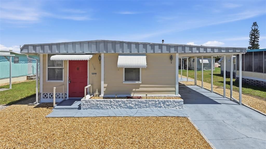 For Sale: $84,900 (2 beds, 1 baths, 528 Square Feet)