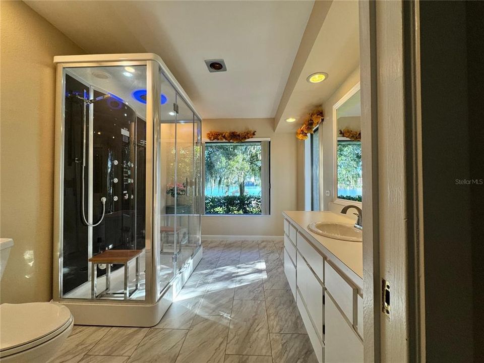 For Sale: $865,000 (5 beds, 3 baths, 3482 Square Feet)