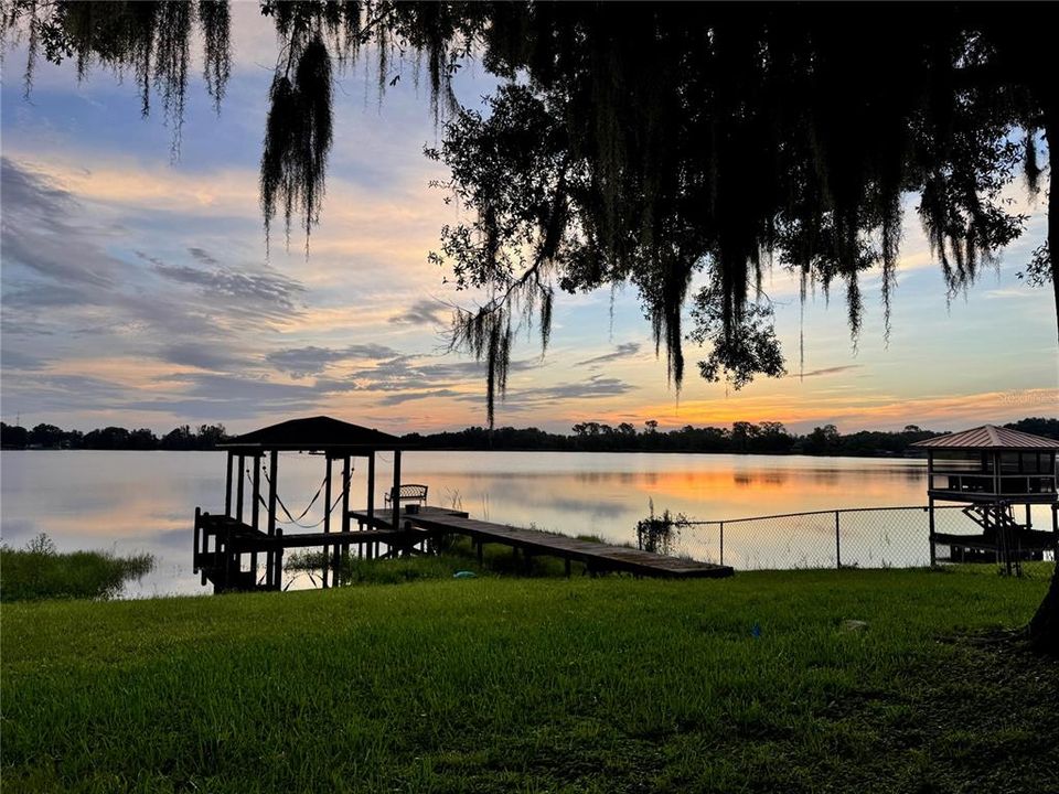 For Sale: $865,000 (5 beds, 3 baths, 3482 Square Feet)