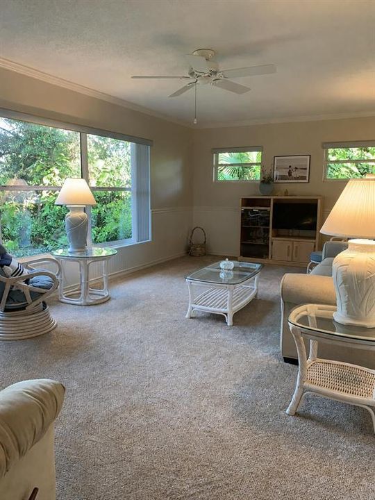 For Sale: $865,000 (5 beds, 3 baths, 3482 Square Feet)