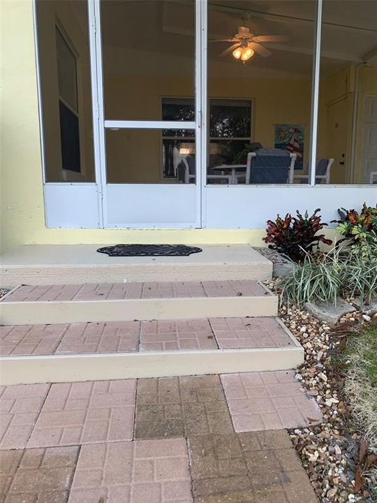 For Sale: $865,000 (5 beds, 3 baths, 3482 Square Feet)