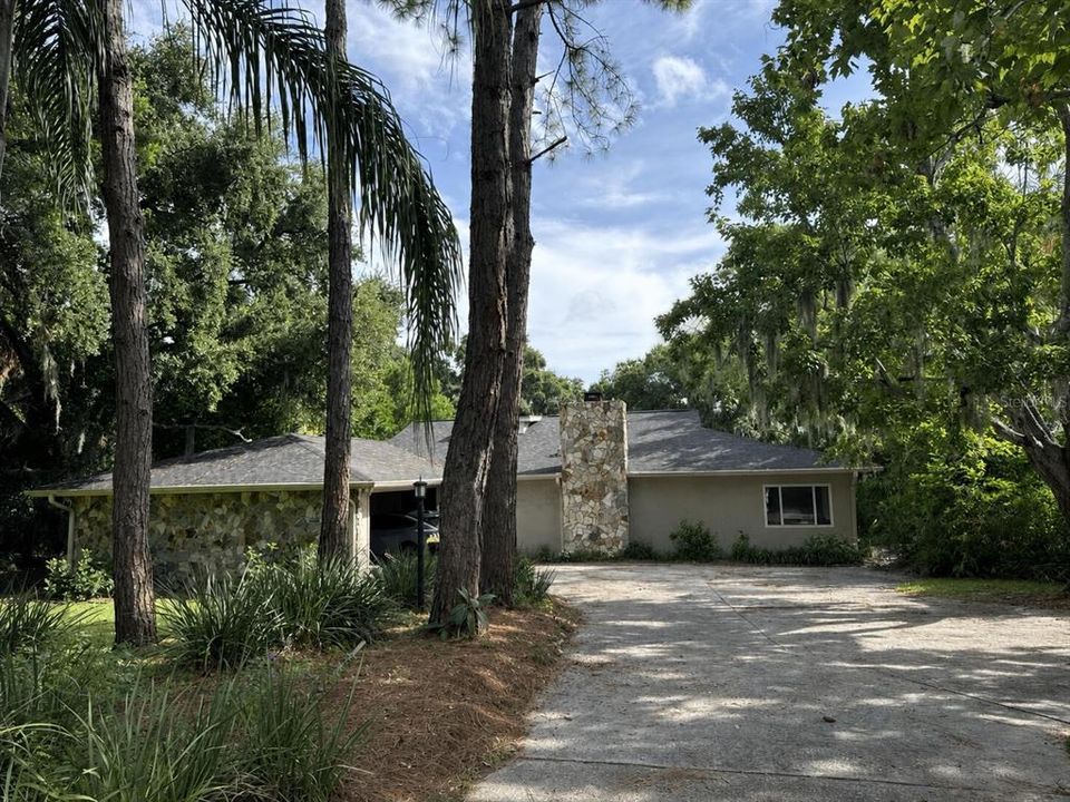 For Sale: $865,000 (5 beds, 3 baths, 3482 Square Feet)