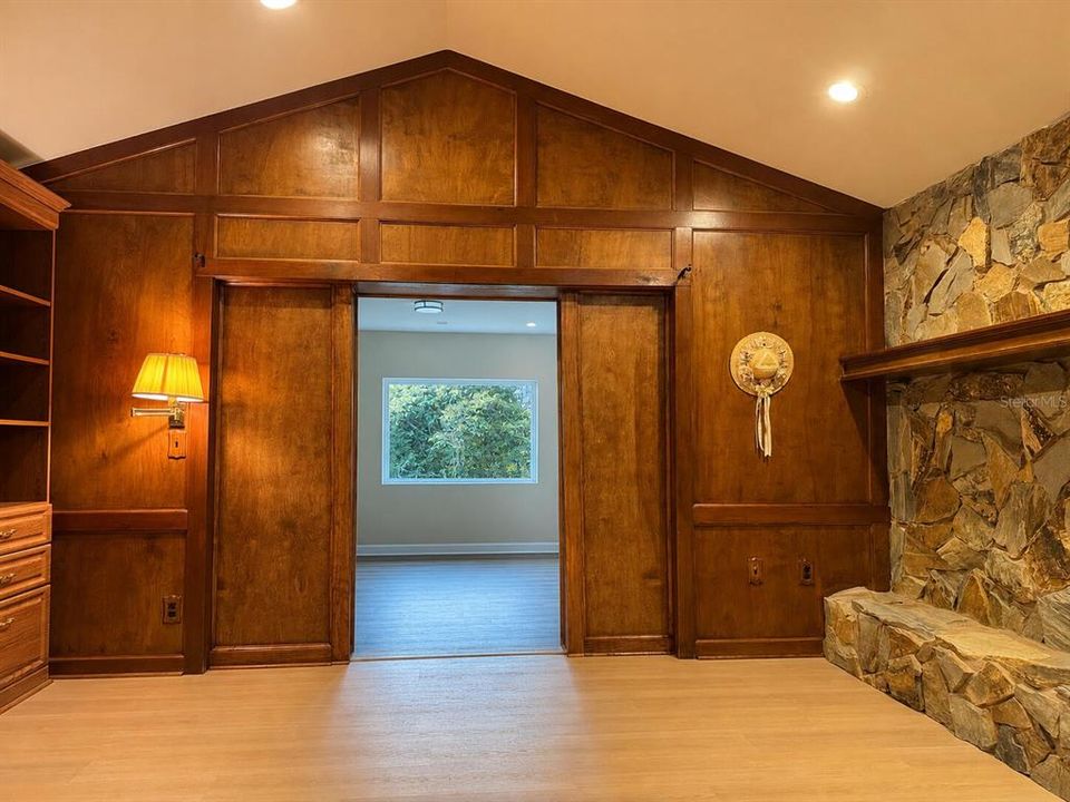 For Sale: $865,000 (5 beds, 3 baths, 3482 Square Feet)