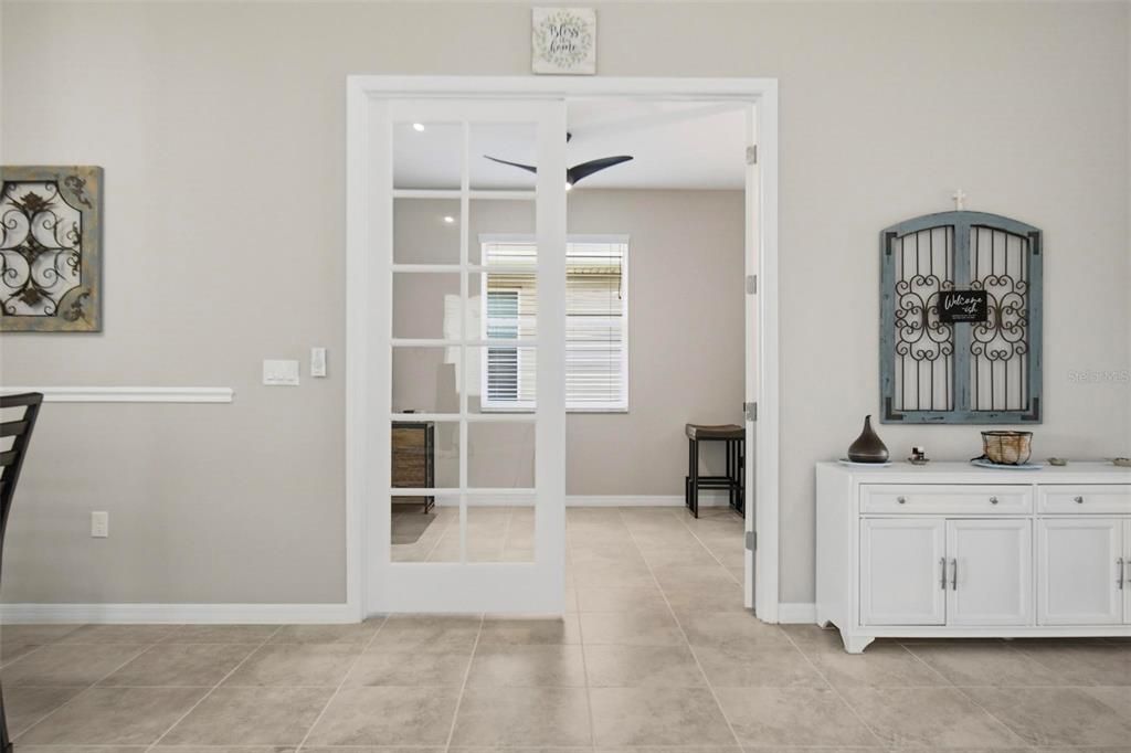 En Venta: $410,000 (2 camas, 2 baños, 1905 Pies cuadrados)