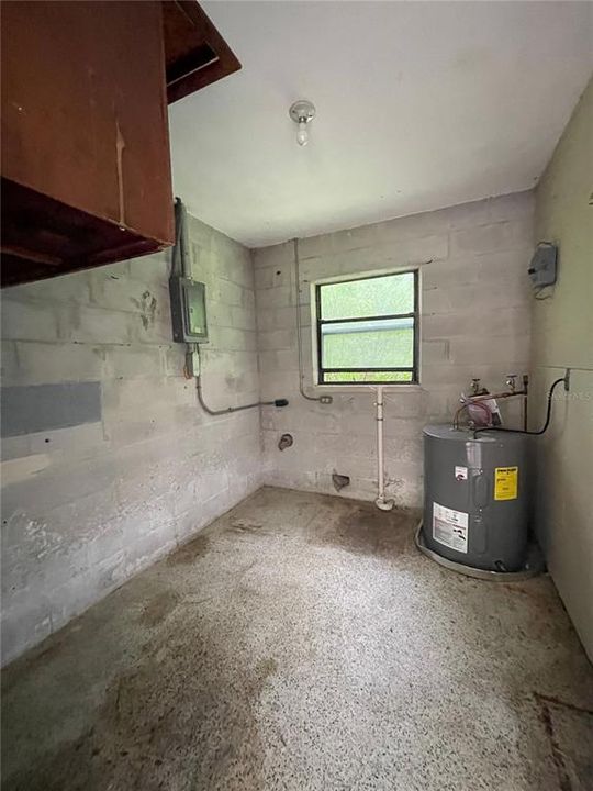 For Rent: $1,675 (3 beds, 2 baths, 1174 Square Feet)
