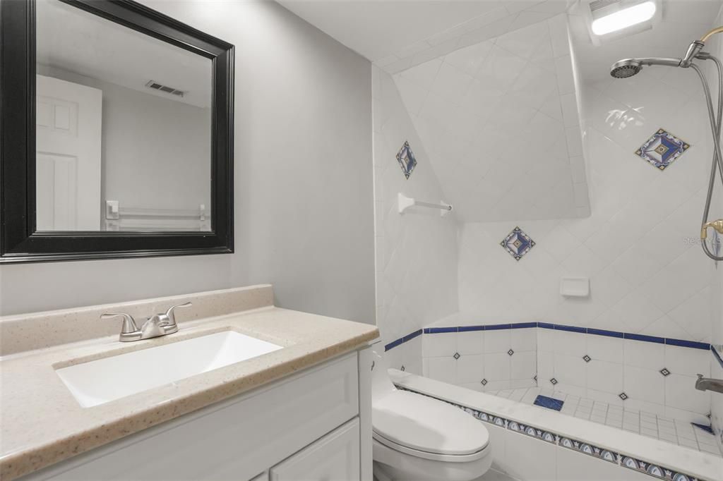 For Sale: $425,000 (3 beds, 2 baths, 1905 Square Feet)