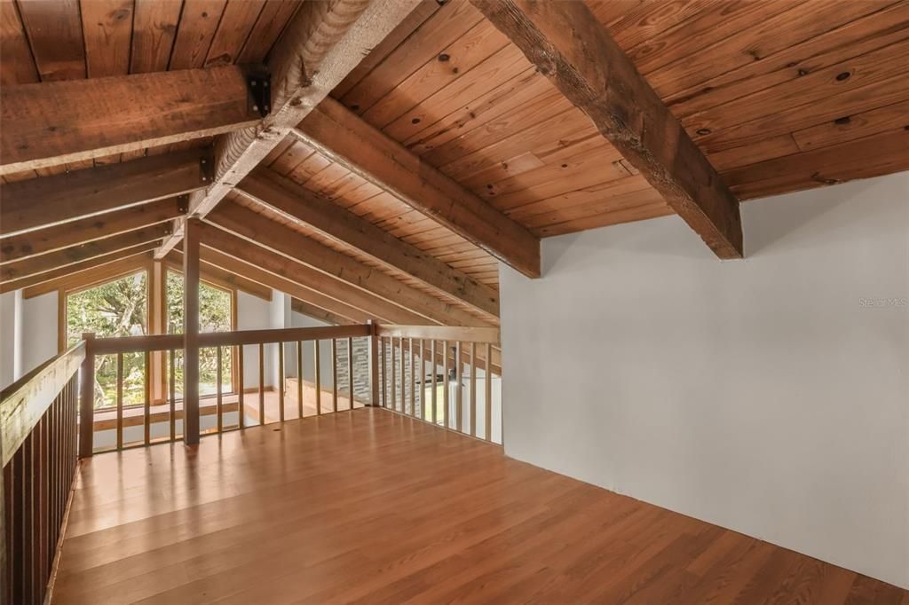 For Sale: $425,000 (3 beds, 2 baths, 1905 Square Feet)