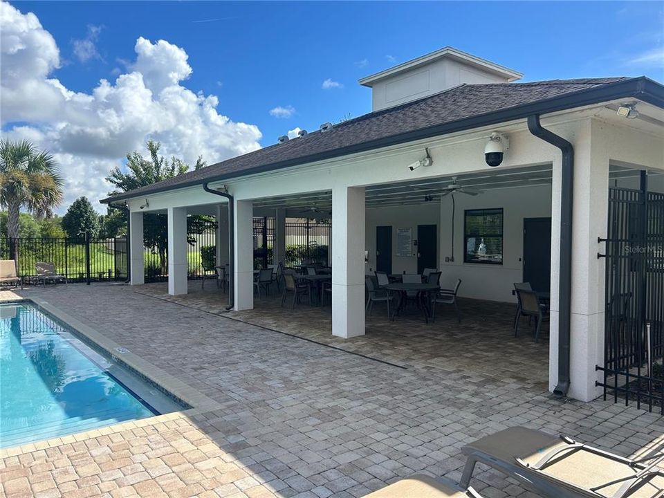 For Sale: $459,900 (4 beds, 3 baths, 2820 Square Feet)