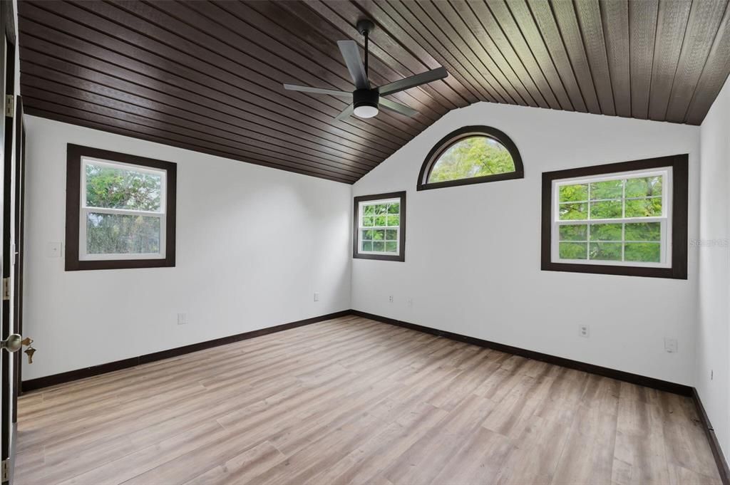 En Venta: $239,000 (3 camas, 1 baños, 1210 Pies cuadrados)