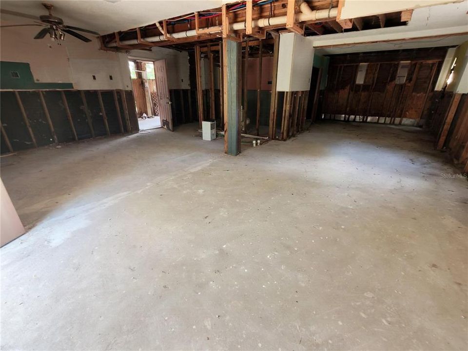 En Venta: $239,000 (3 camas, 1 baños, 1210 Pies cuadrados)