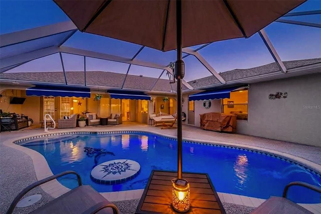 En Venta: $459,000 (4 camas, 3 baños, 2360 Pies cuadrados)