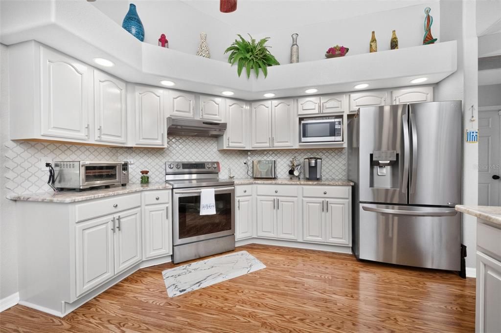 En Venta: $459,000 (4 camas, 3 baños, 2360 Pies cuadrados)