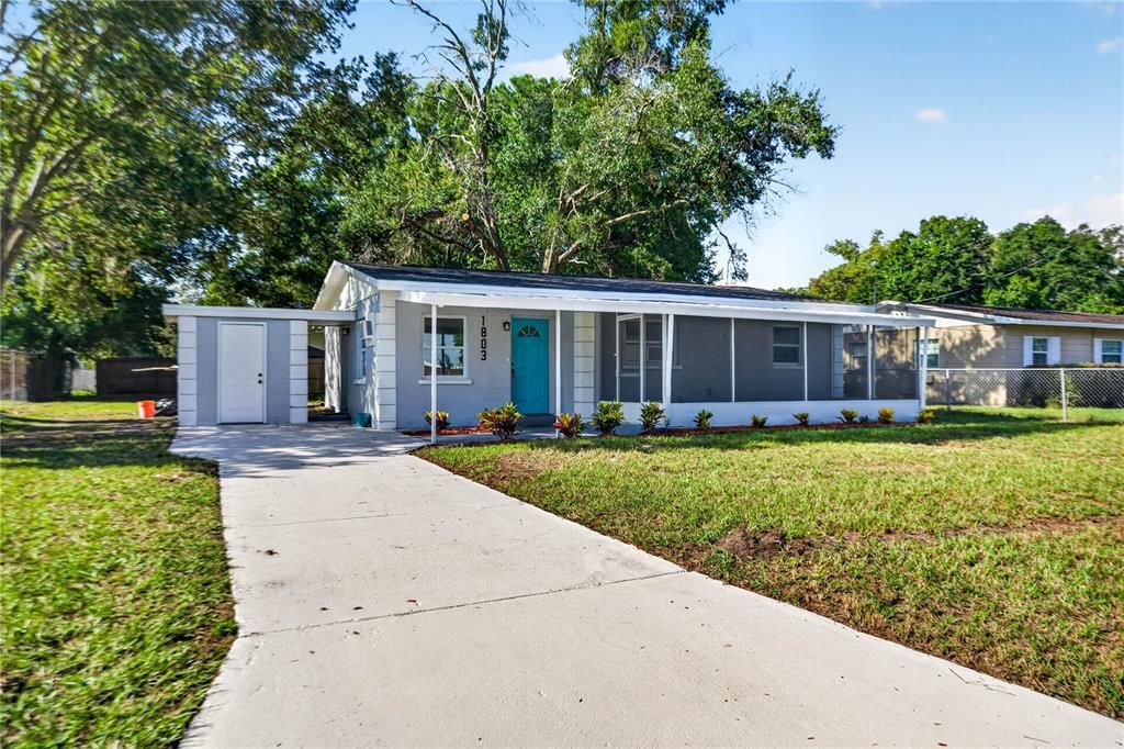 For Sale: $249,900 (3 beds, 1 baths, 900 Square Feet)