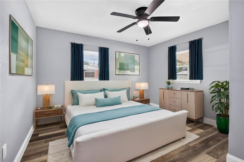 For Sale: $249,900 (3 beds, 1 baths, 900 Square Feet)