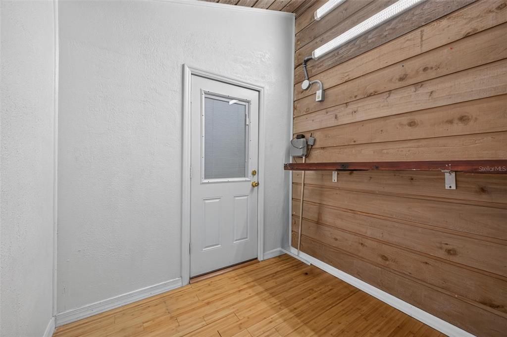 For Sale: $399,000 (2 beds, 2 baths, 1653 Square Feet)