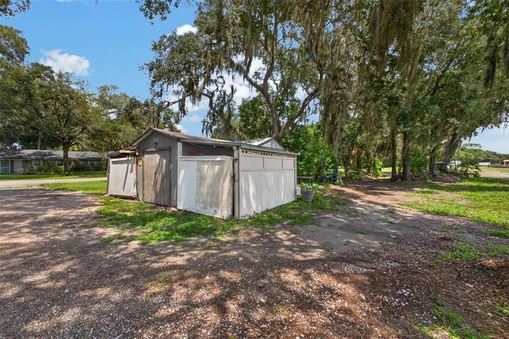 For Sale: $399,000 (2 beds, 2 baths, 1653 Square Feet)