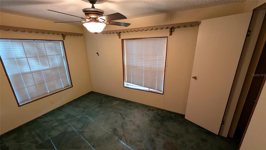 For Sale: $249,000 (3 beds, 2 baths, 1512 Square Feet)