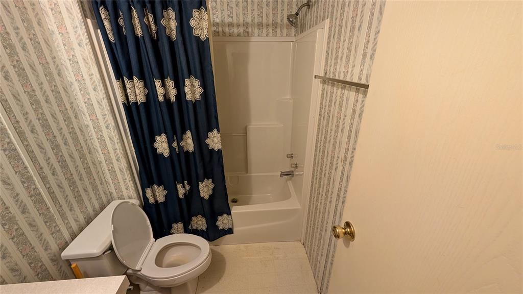 For Sale: $249,000 (3 beds, 2 baths, 1512 Square Feet)