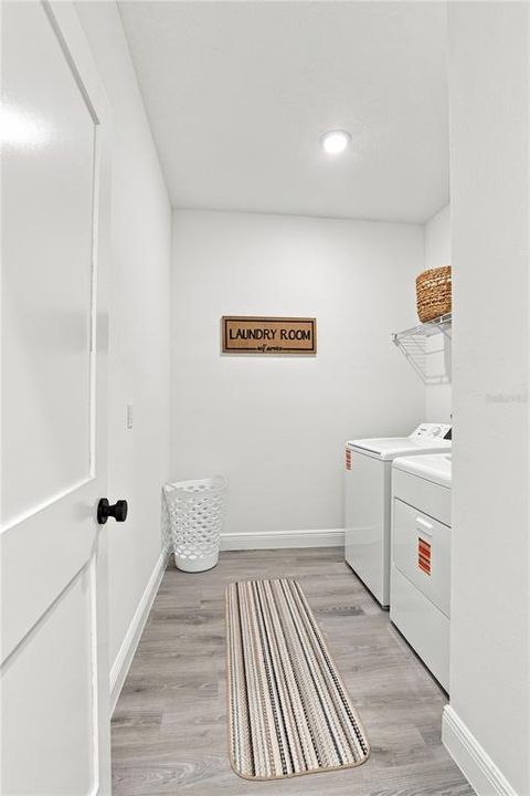 For Sale: $315,000 (4 beds, 2 baths, 1774 Square Feet)