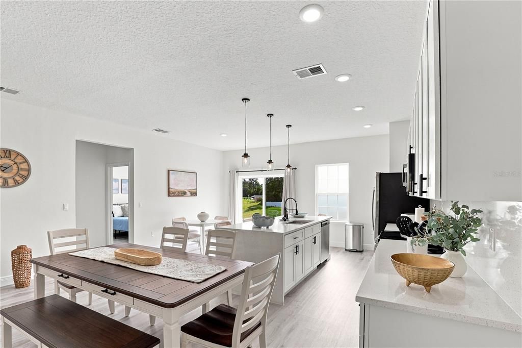 For Sale: $315,000 (4 beds, 2 baths, 1774 Square Feet)