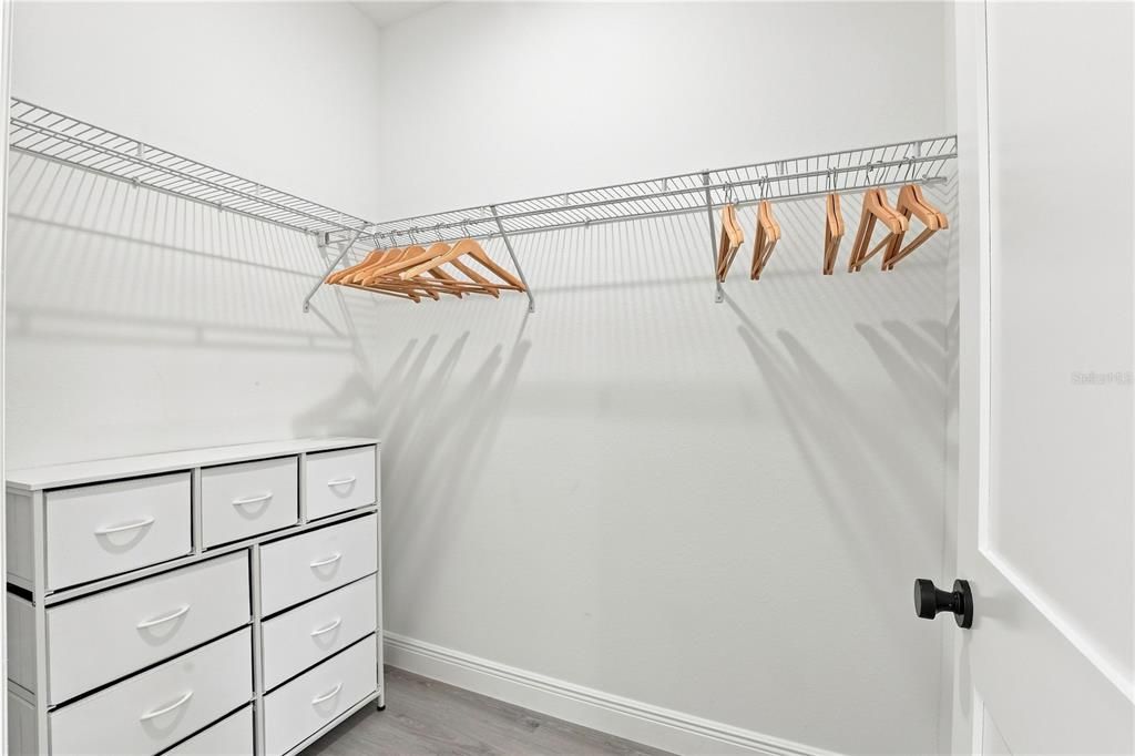 For Sale: $315,000 (4 beds, 2 baths, 1774 Square Feet)