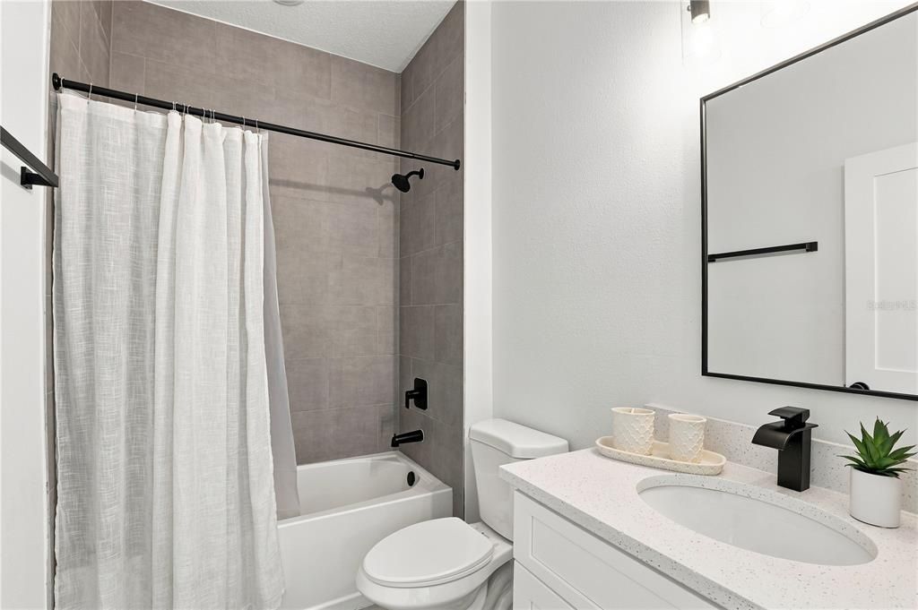 For Sale: $315,000 (4 beds, 2 baths, 1774 Square Feet)
