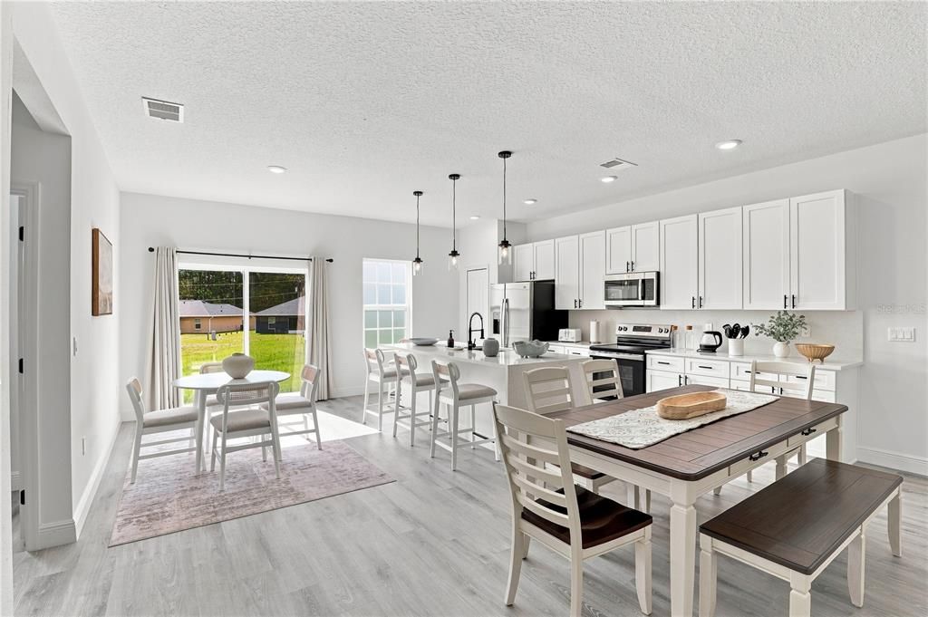 For Sale: $315,000 (4 beds, 2 baths, 1774 Square Feet)