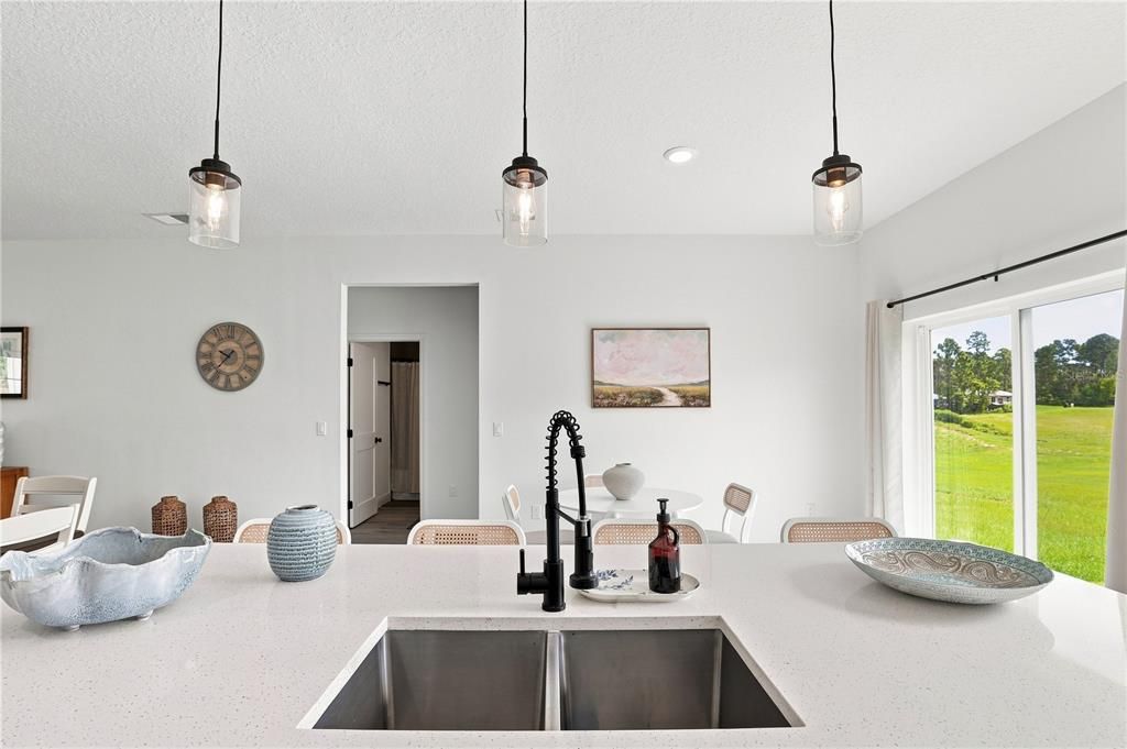 For Sale: $315,000 (4 beds, 2 baths, 1774 Square Feet)