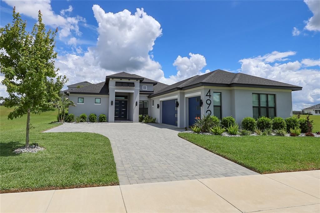 For Sale: $774,900 (4 beds, 3 baths, 2701 Square Feet)