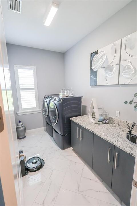 For Sale: $774,900 (4 beds, 3 baths, 2701 Square Feet)
